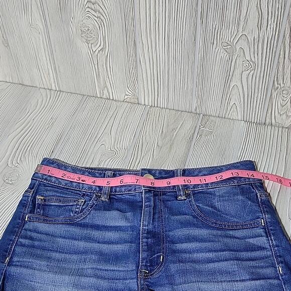 American Eagle Super Stretch Hi-Rise Shortie Jean Shorts, Women's Size: 6 - Picture 7 of 11